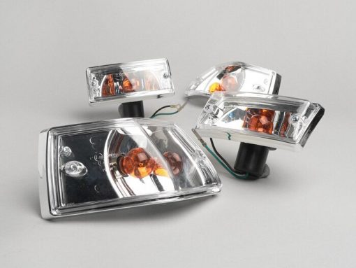 BGM5022LZ Freccia -BGM ORIGINAL set da 4 pezzi Vespa PX80, PX125, PX150, PX200, T5 125cc corpo cromato - vetro trasparente / lampadine arancioni