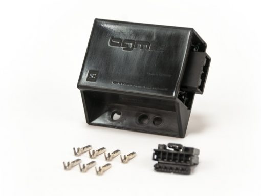 BGM6710KT2 Horn-ensretter inkl. Stik -BGM PRO- med LED-blitzrelæ og USB-opladningsfunktion