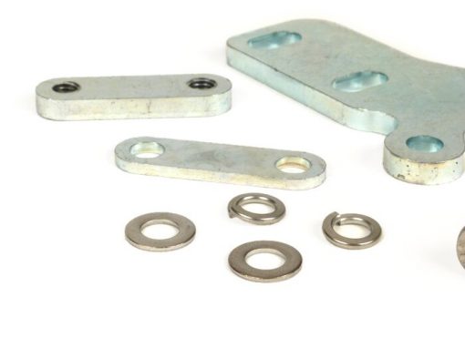 BGM2105U3BR Support d'échappement avant -BGM PRO Clubman V3.0-V4.0- Lambretta series 1-3 - argent