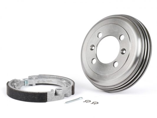 BGM5300KT front brake drum 8 "incl. Brake shoes -BGM PRO cast iron- Vespa Wideframe V1-15, V30-33, VU, VM, VN, VL, VB, ACMA, Hoffmann, Largeframe VBA, VBB, VNA, VNB